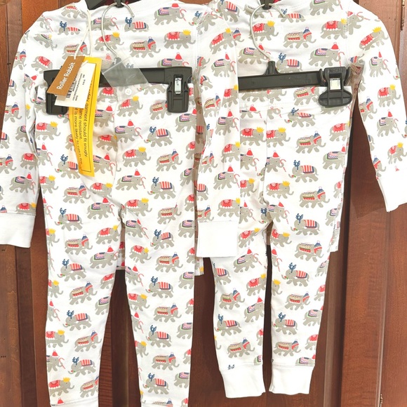 Roller Rabbit, infant, unisex, holiday, Christmas elephant pajamas - Picture 3 of 7